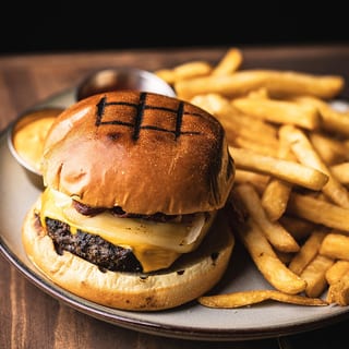 Triple Cheese Burger.